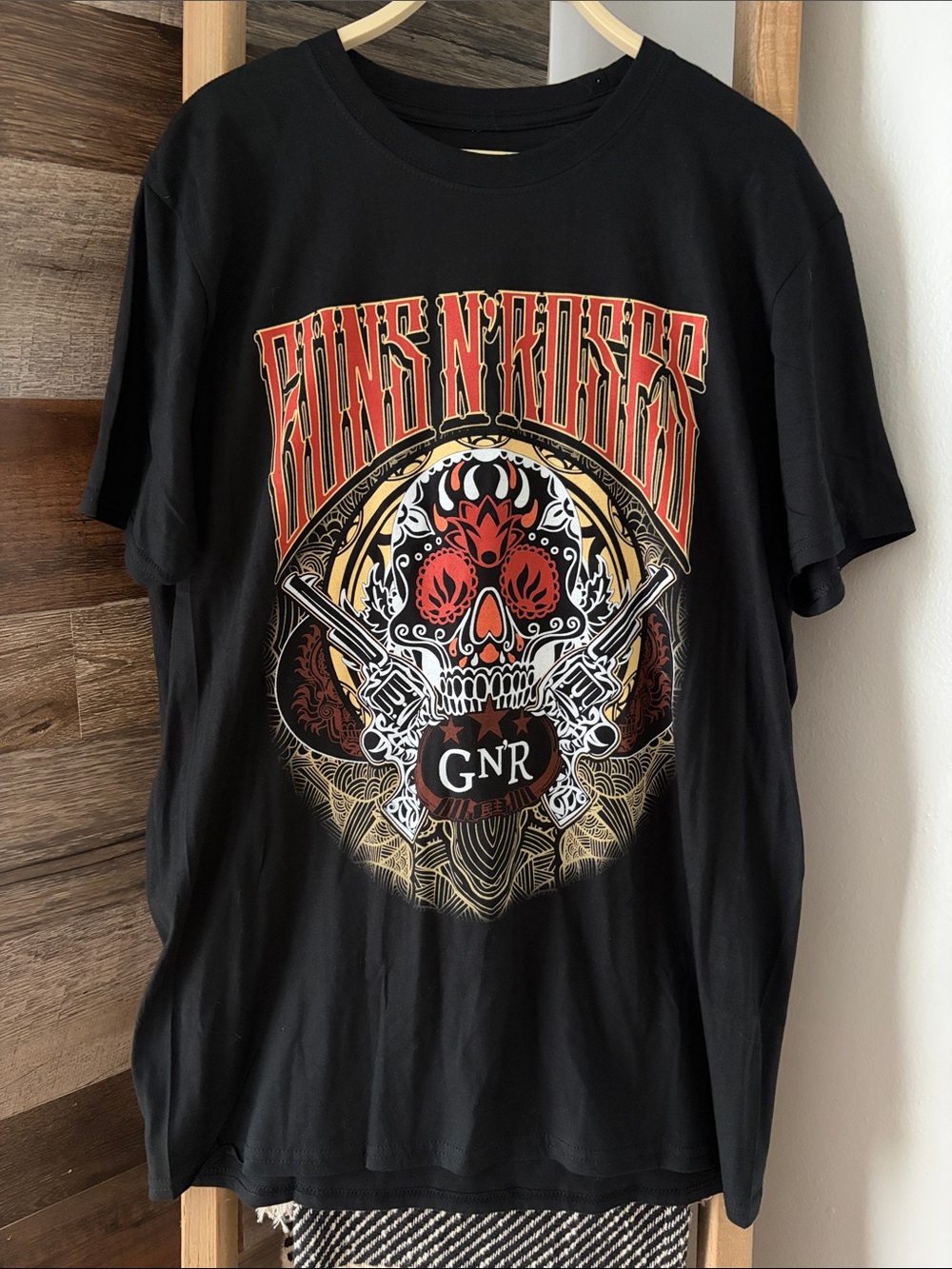 🆕 Guns N’ Roses Band Tee